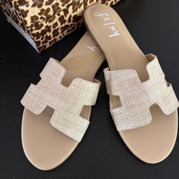 French Sole Raffia Slide - Picture 1 of 6
